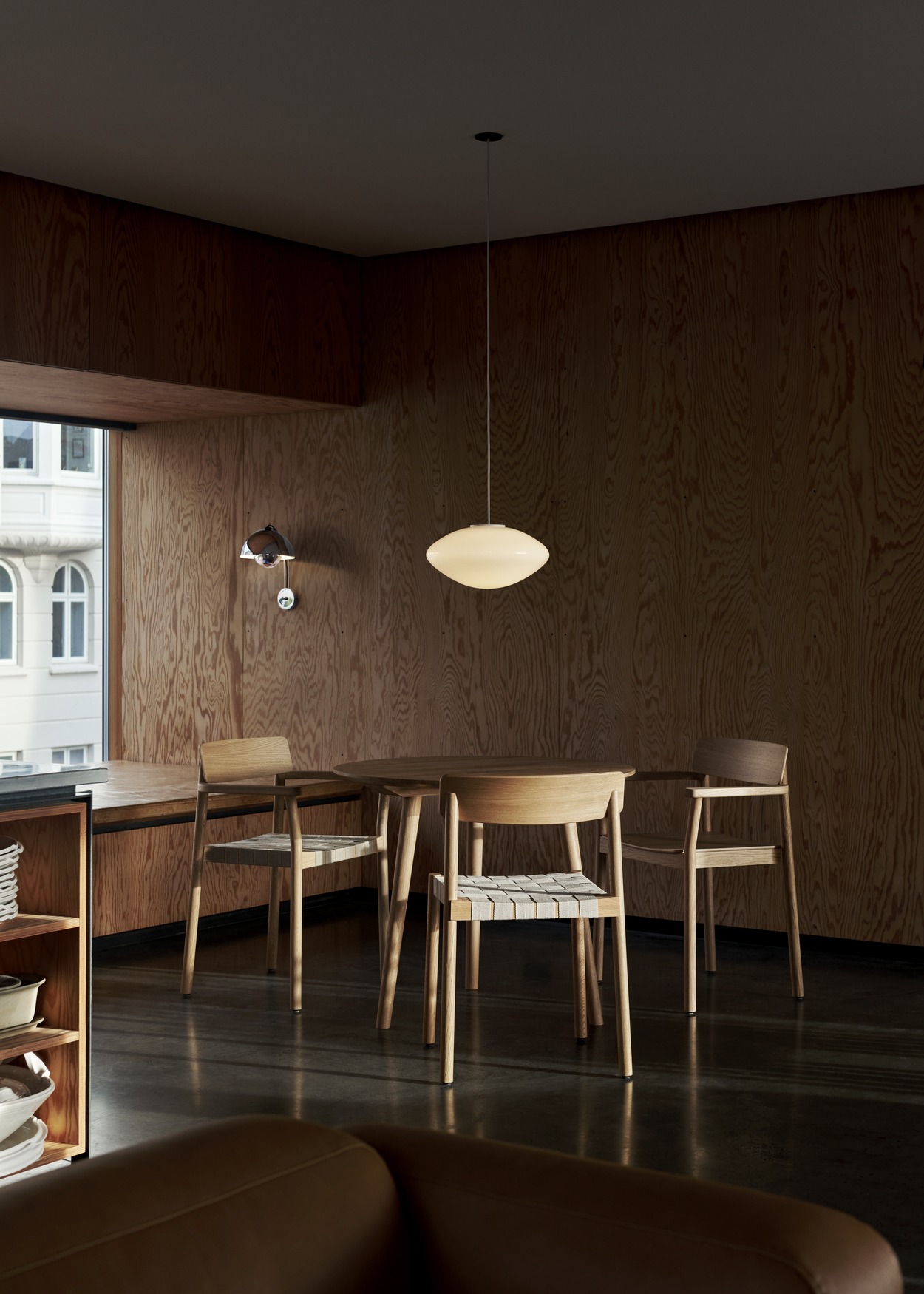 &Tradition Flowerpot Wall Lamp